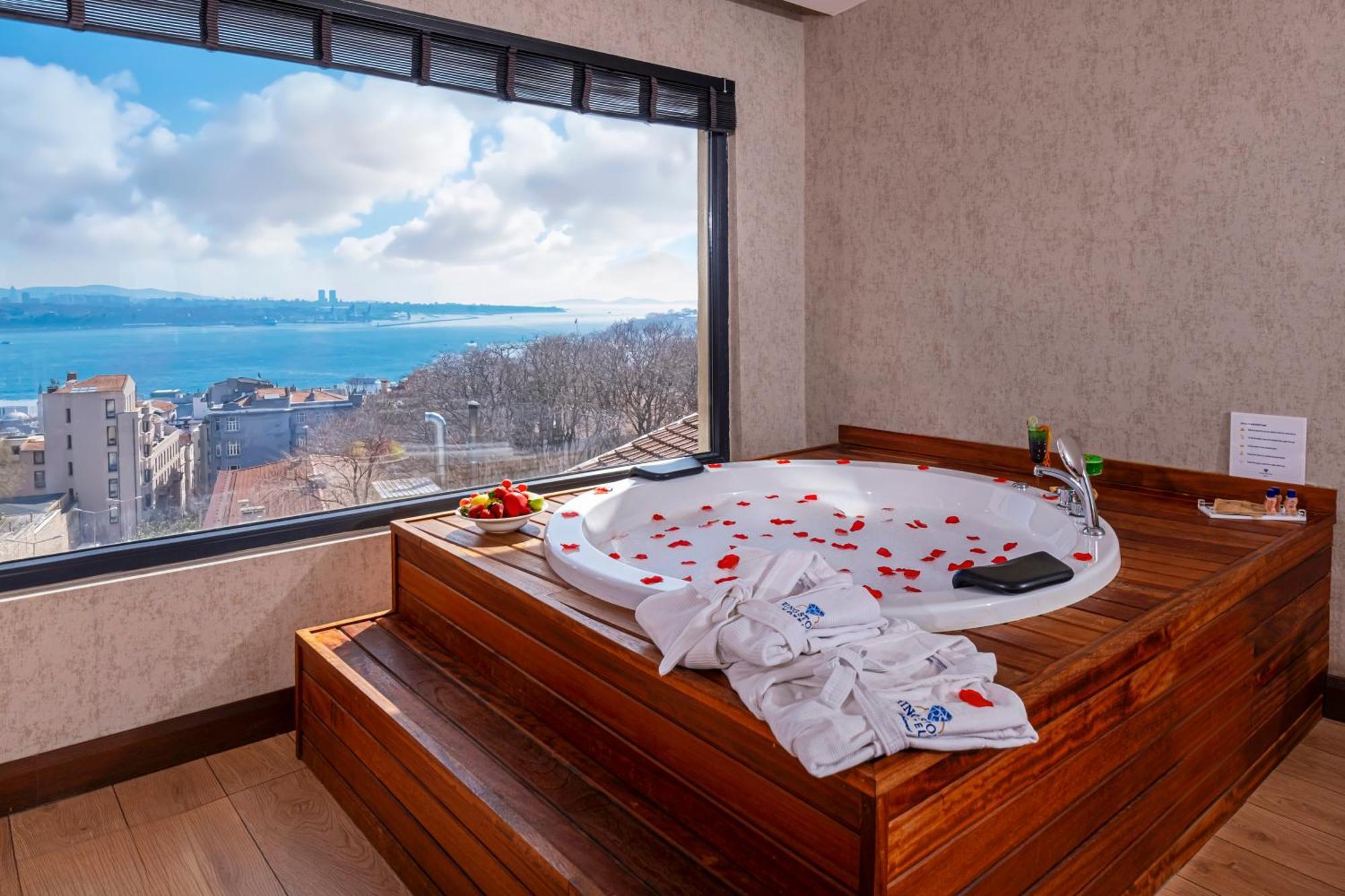 Ring Stone Hotels Bosphorus - Special Class Isztambul Kültér fotó